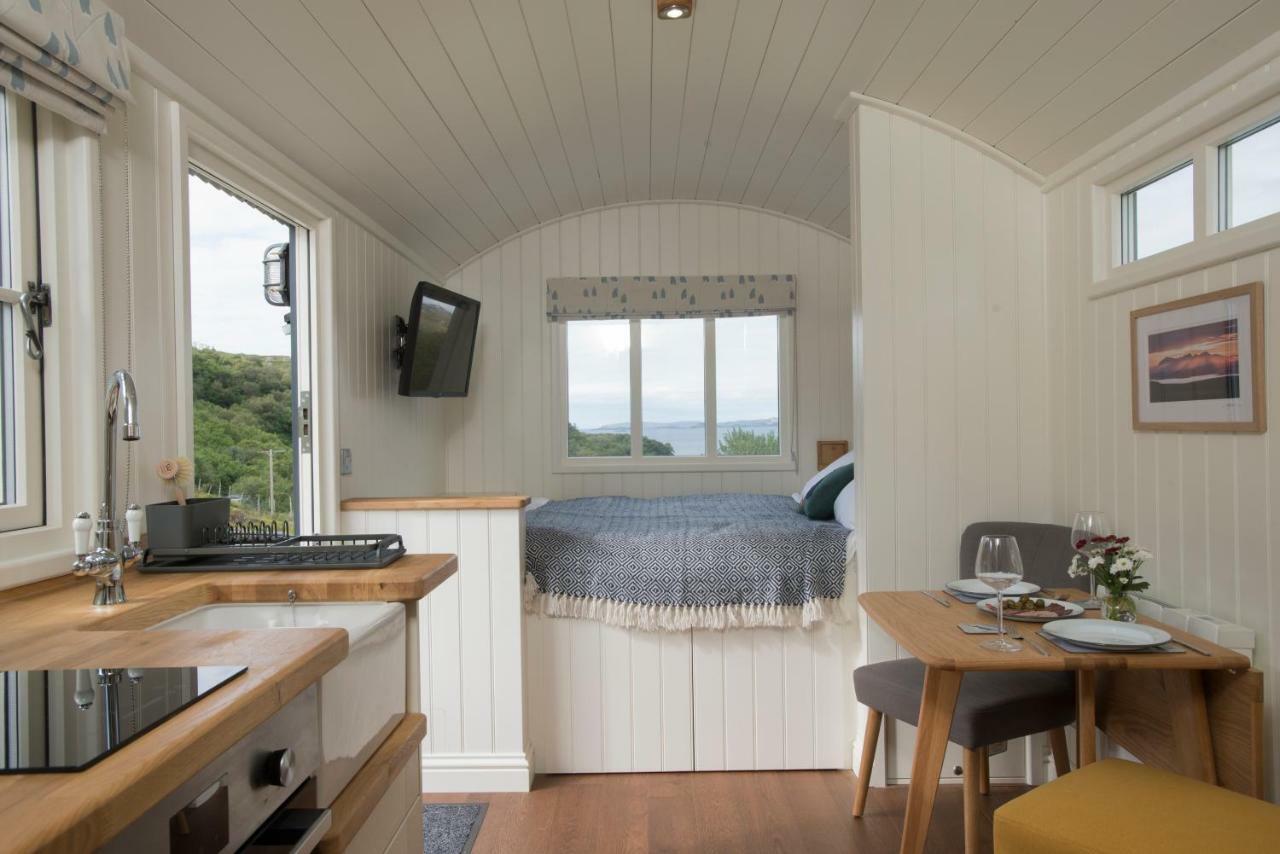 Villa West Coast Hideaways Nedd Exterior foto
