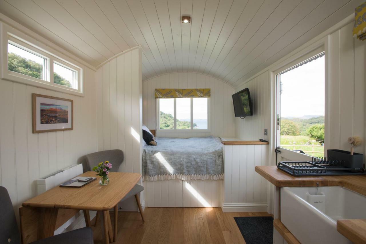 Villa West Coast Hideaways Nedd Exterior foto